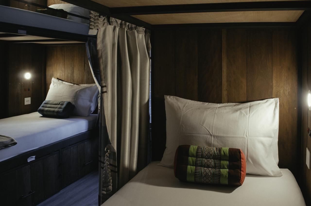 Whereder Poshtel Udon Thani Eksteriør bilde