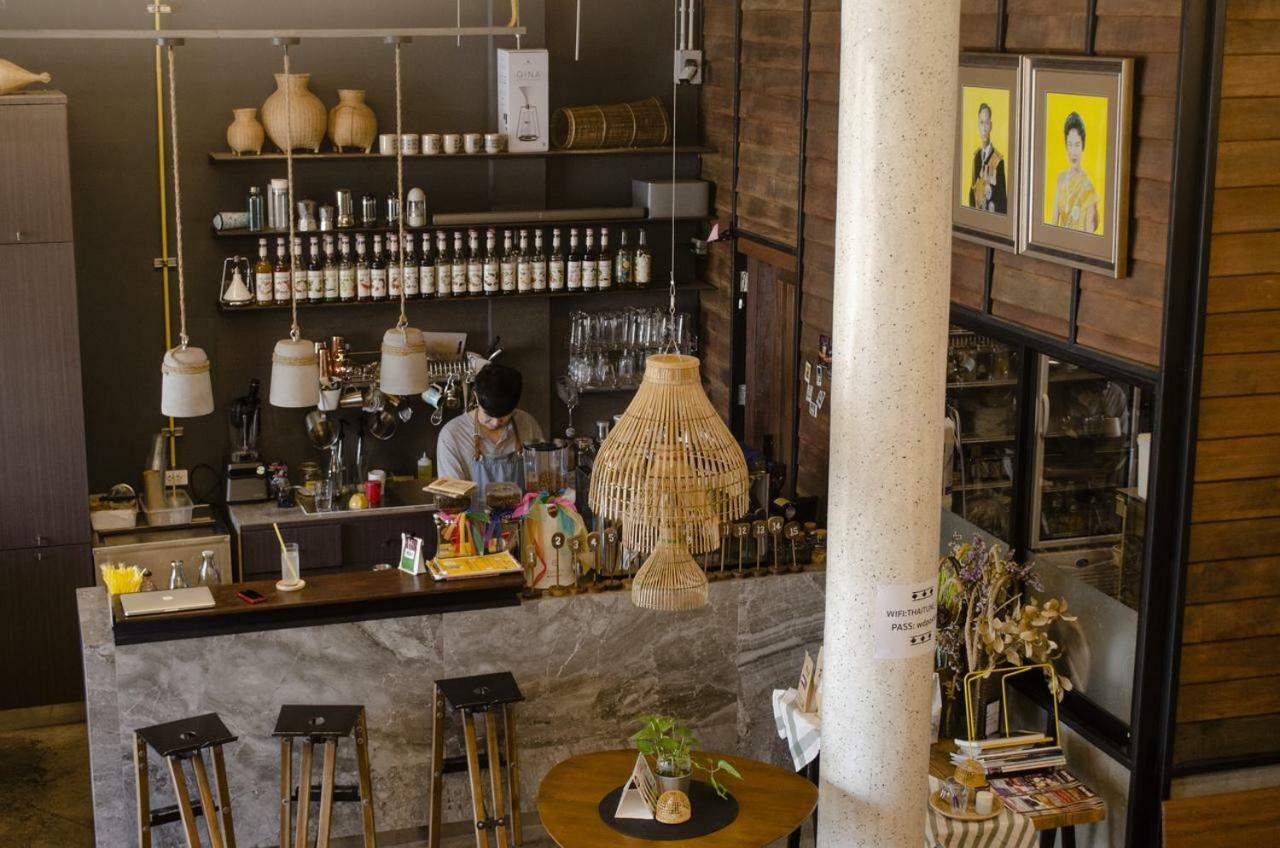 Whereder Poshtel Udon Thani Eksteriør bilde
