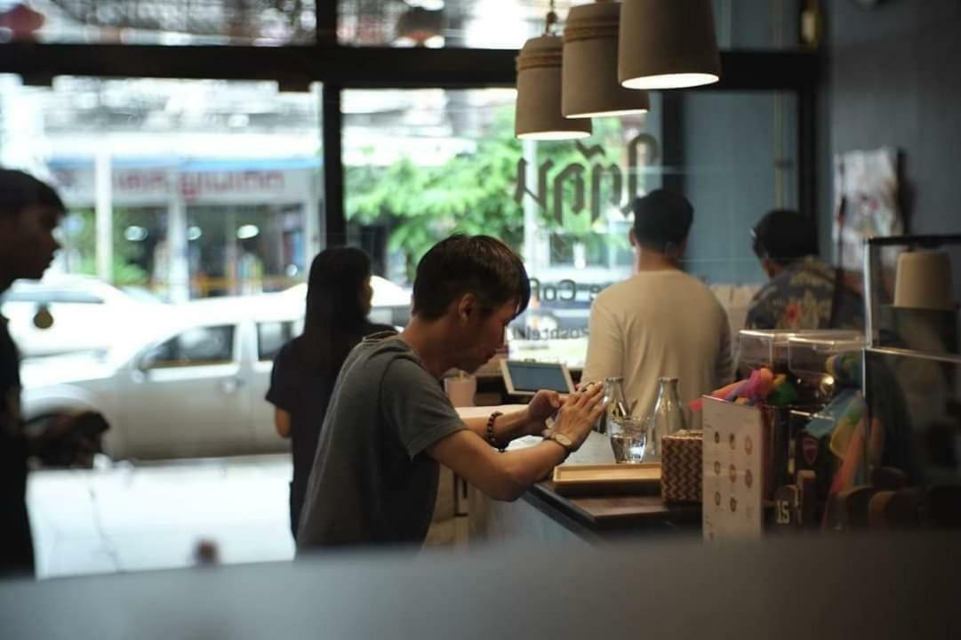 Whereder Poshtel Udon Thani Eksteriør bilde
